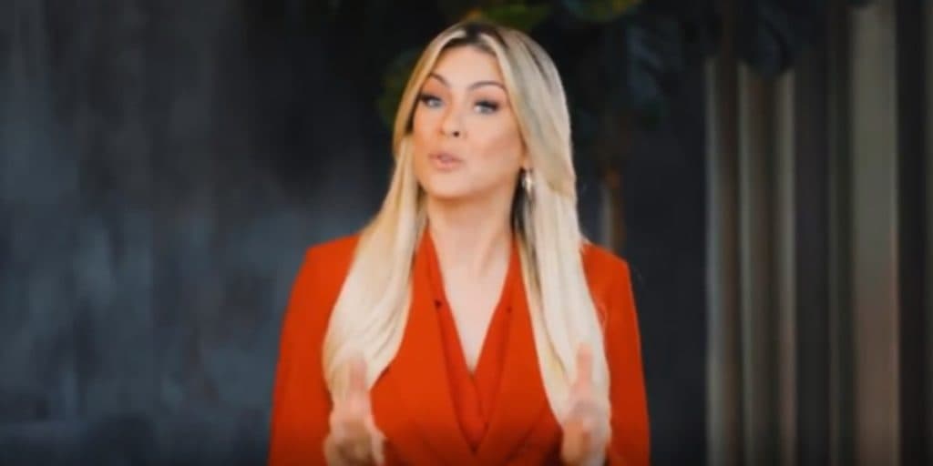 Renata Fan afronta comentarista do Jogo Aberto e causa climão com comentário: "Seu chato"