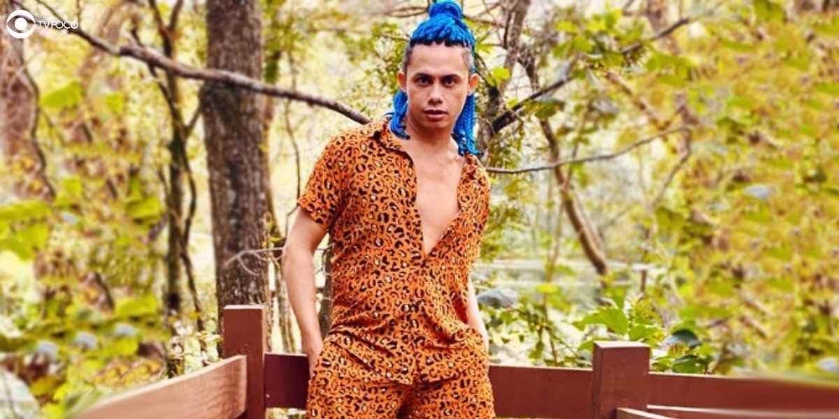 O ator Silvero Pereira está no elenco de Pantanal e aparecerá em breve na novela (Foto: Reprodução/Instagram)