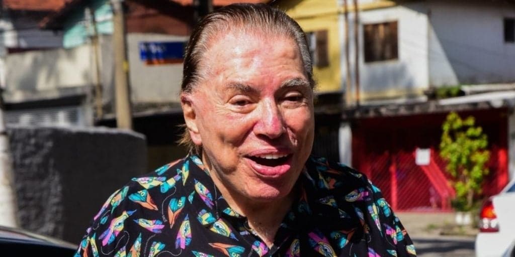 Silvio Santos, em meio a abandono do Brasil e choro das filhas por morte, ressurge e choca com aparência