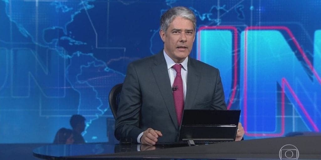 William Bonner recebe ordem, vai parar dento de salinha na Globo e é avisado: "Pior acontece"