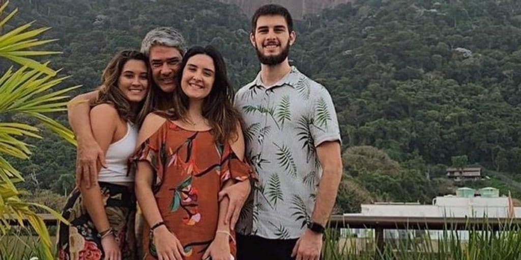 "Vocês precisam", Filha de Bonner recebe grito do pai, parte para confronto e discussão vaza: "Gritando"