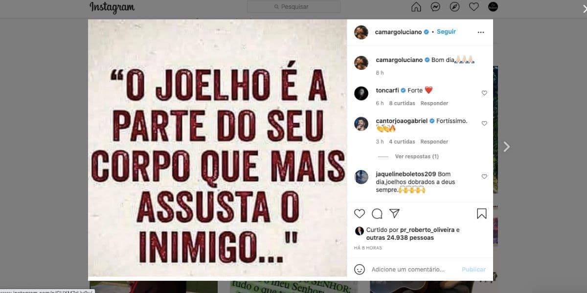 De acordo com cantor, o ato de se ajoelhar assusta o inimigo (Reprodução) De acordo com cantor, o ato de se ajoelhar assusta o inimigo (Reprodução)