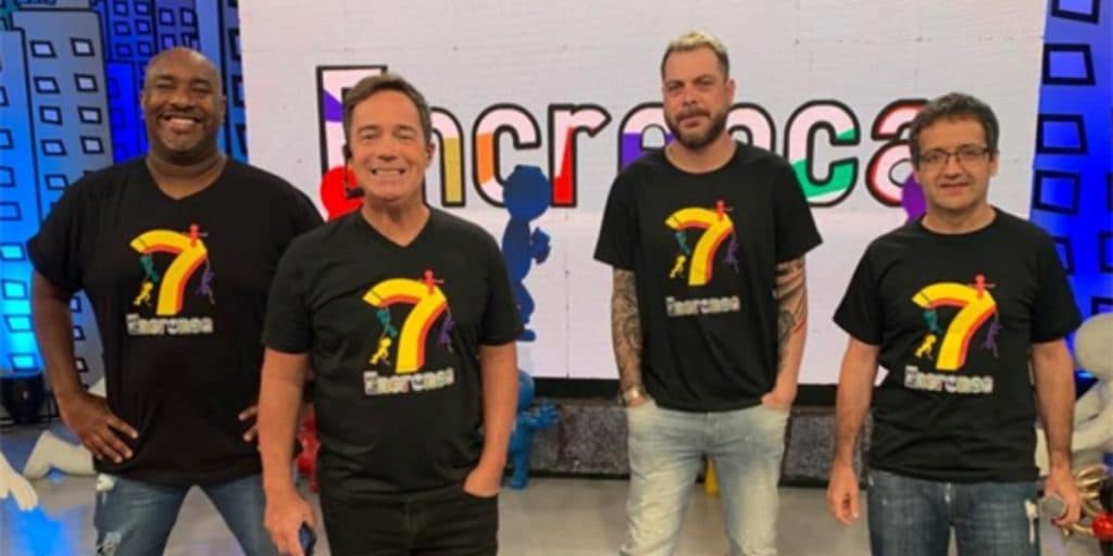 Saída dos apresentadores do Encrenca na RedeTV! foi comemorada por funcionários do canal