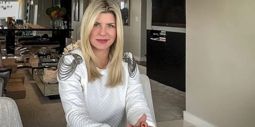 Após sofrer assalto e ter arma apontada para a cabeça, Íris Stefanelli revela medo de sair de casa