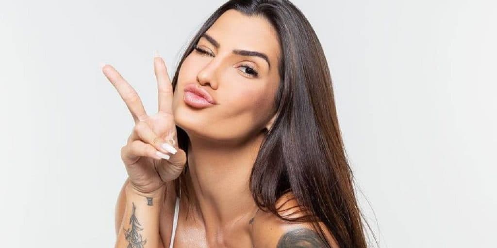 Marina Ferrari do reality "A Fazenda 13" é podre de rica e fortuna é exposta de vez ao Brasil