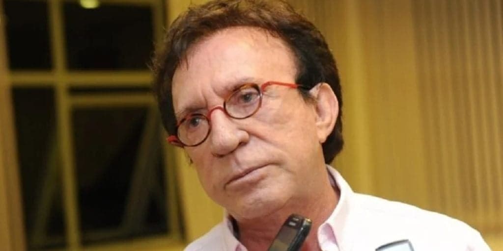 Moacyr Franco relembra época em que foi demitido do SBT