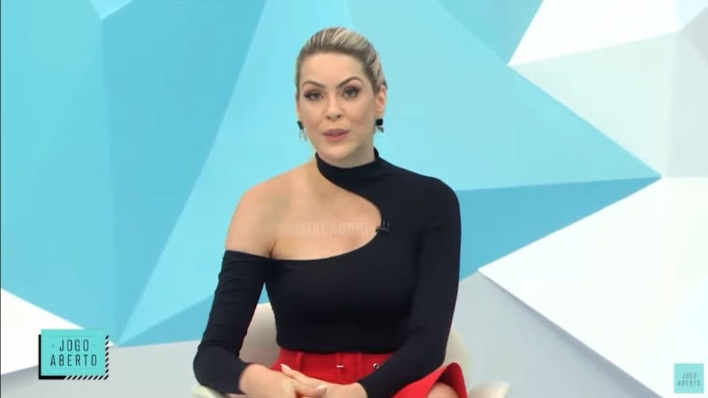 Renata Fan, acusada de empurrar funcionária, explode com desabafo e faz denúncia na Band: "Eu estou cansada"
