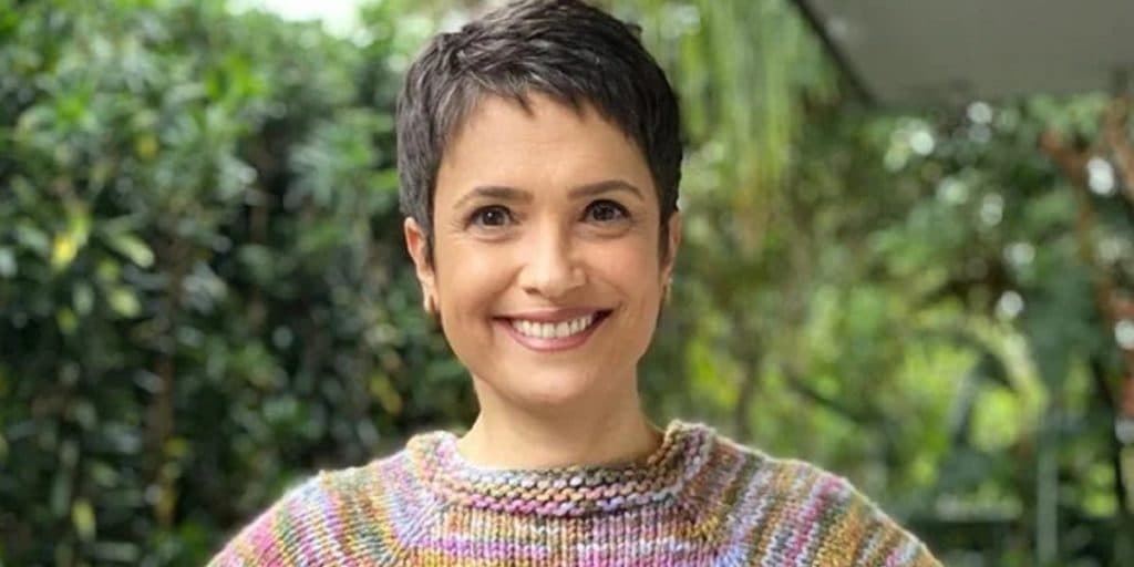 “Renascer das cinzas”, detona Sandra Annenberg, após ser proibida de voltar ao JH e ver Maju abandonar noticiário