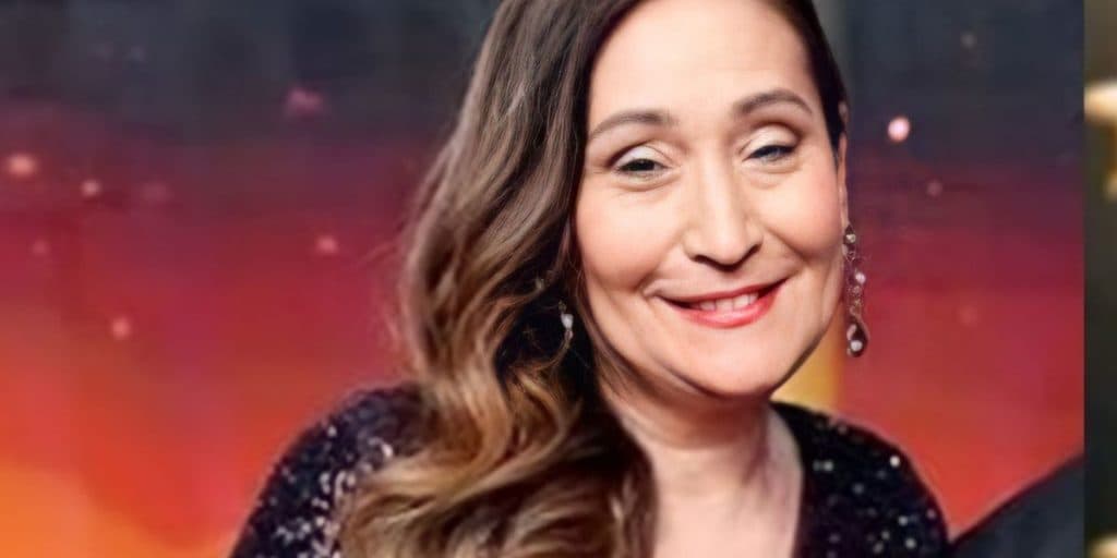 Sonia Abrão, com seu talento e carisma invejável, conquista a todos e se torna a dona das tardes da TV brasileira