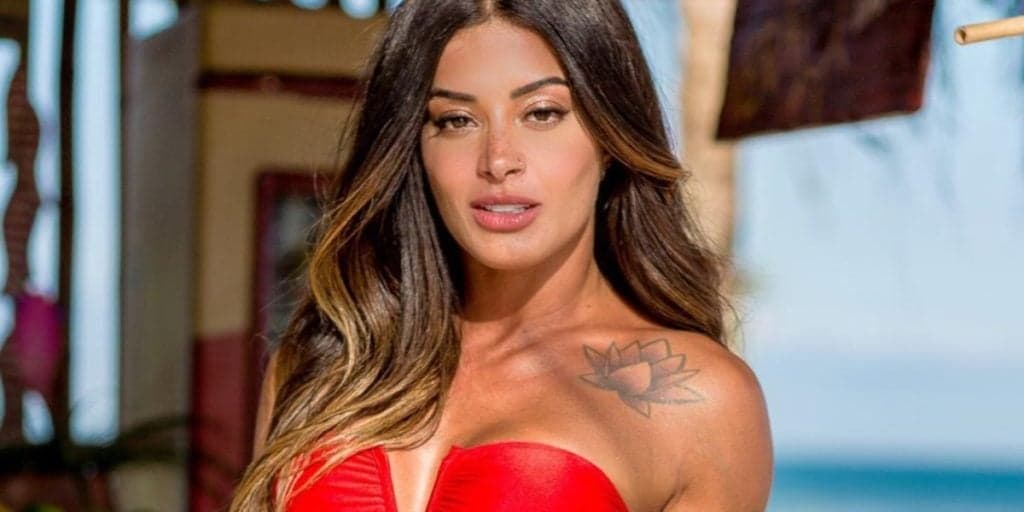 Aline Riscado incendiou o clima na web e deu o que falar na boca do povo
