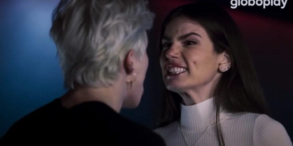 Verdades Secretas 2 - Giovanna arranca máscara de sonsa de Angel e acusa: "Você matou meu pai"