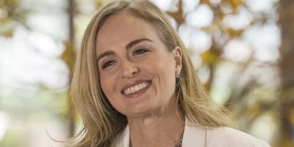 Angélica deve apresentar o The Voice Brasil em 2022
