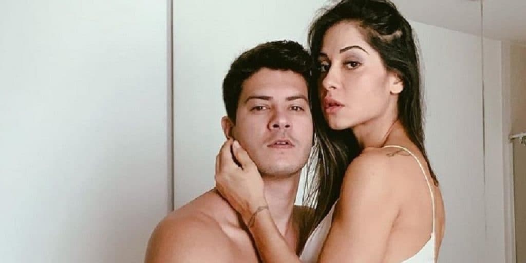 Arthur Aguiar contou sobre a intimidade de seu ex-relacionamento