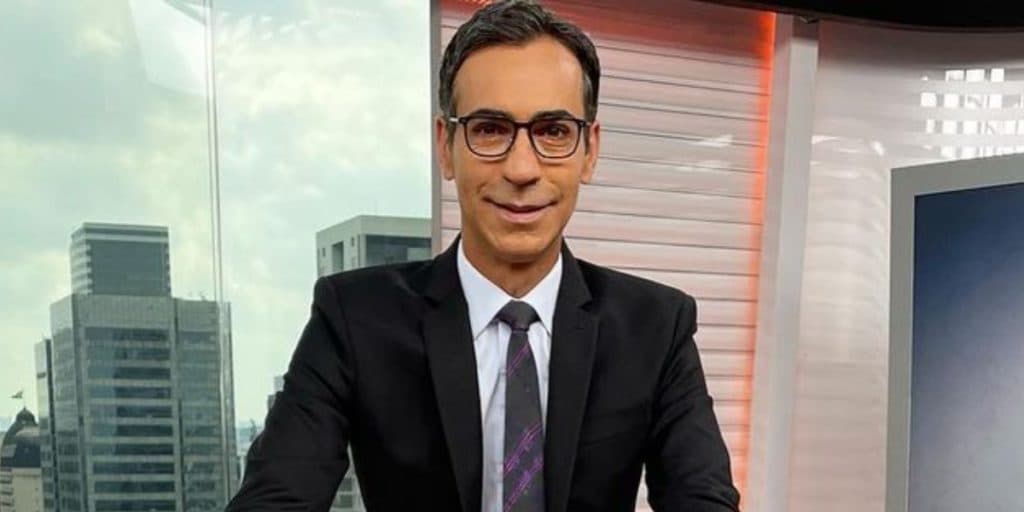 Tralli é jogado à morte pela Globo, pega voo sozinho e vê avião ser arremessado em edifício: "Só tinha eu"