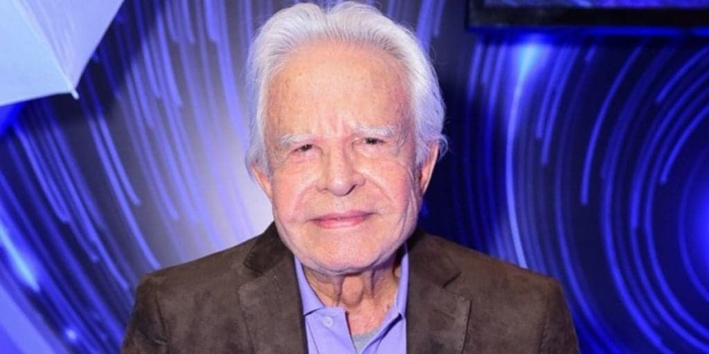 Perda irreparável de Cid Moreira aos 89 anos é anunciada após diagnóstico de terrível doença: "Não resistiu"