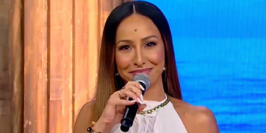 Globo convoca Sabrina Sato, bate de frente com a Record e promete derrubar Fazenda 13 com reality: “É guerra”