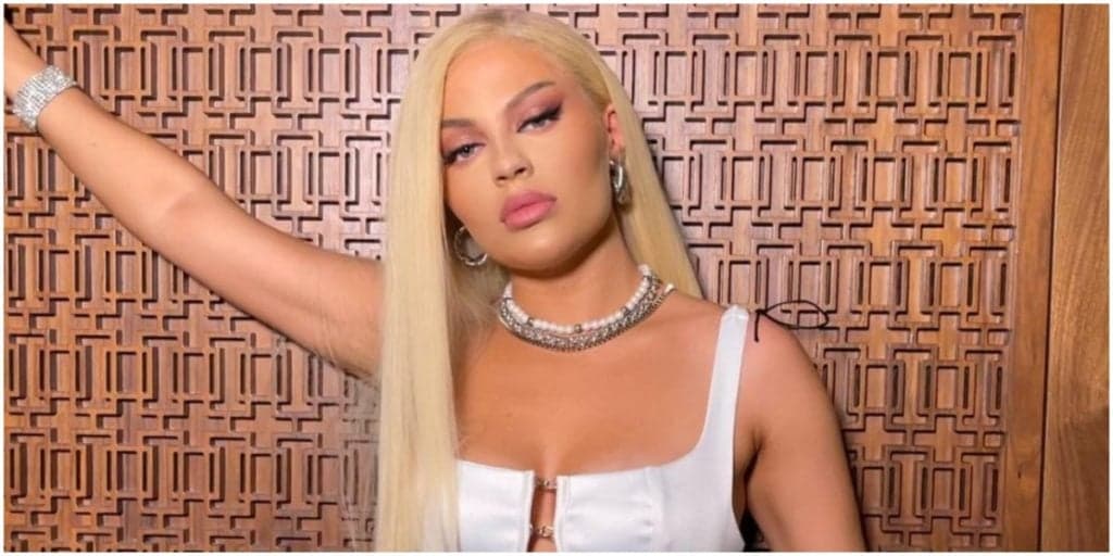 Luisa Sonza tem fotos pelada na cama expostas e marca de calcinha deixa marmanjos loucos: "Inadestrável"