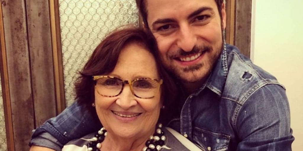 Mãe de Paulo Gustavo desmorona na TV e conta o que Thales fez após ela perder o filho