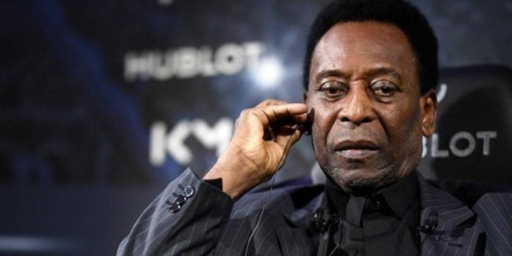 Pelé, após internação aos 80 anos, passa por cirurgia delicada e real estado é exposto: "Tumor"