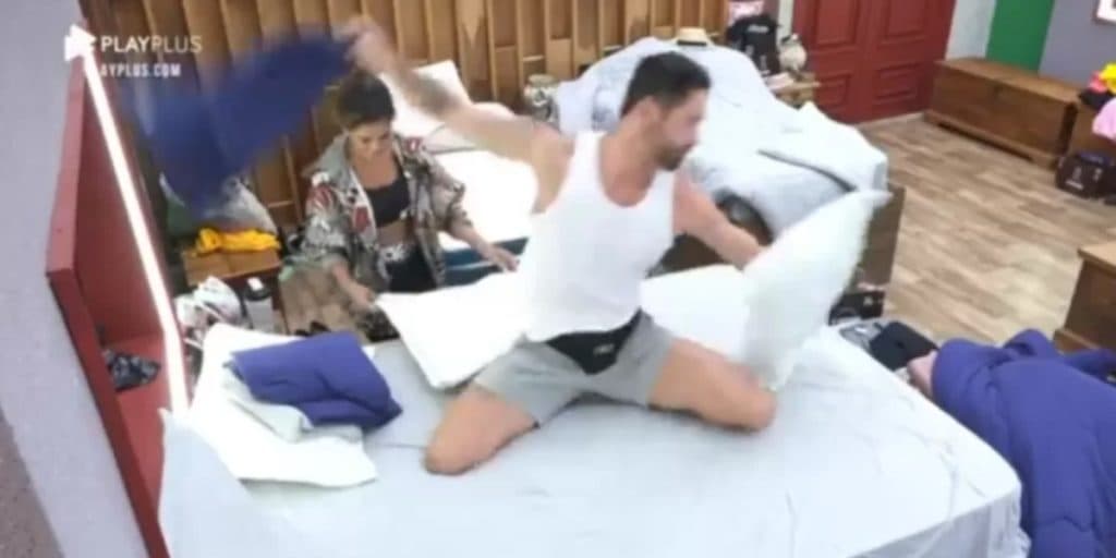 A Fazenda 13: Rico surta, explode de ódio com produção e promove quebradeira sem fim: "Caralh*"
