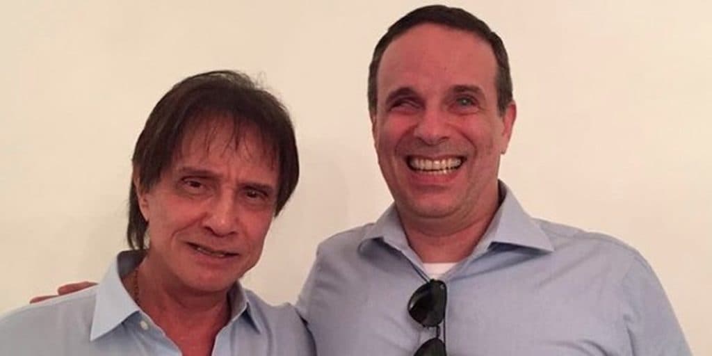 Roberto Carlos quebra o silêncio após morte de Dudu Braga e faz declaração sobre perda do filho