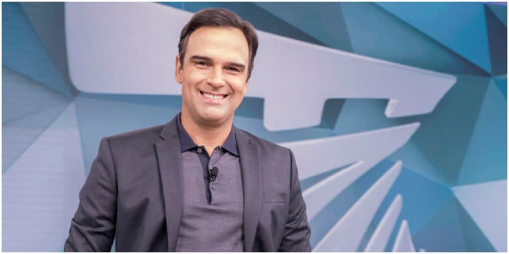 Tadeu Schmidt deve ser afastado do Fantástico a qualquer momento