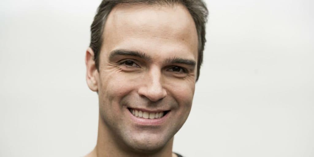 Tadeu Schmidt passa André Marques para trás e é anunciado como substituto de Tiago Leifert no The Voice Brasil