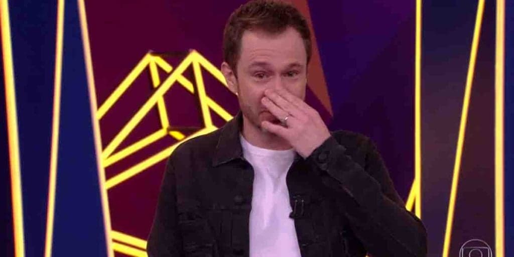 Tiago Leifert foi menosprezado no início na Globo e denuncia descaso: "Falaram que não ia dar certo"