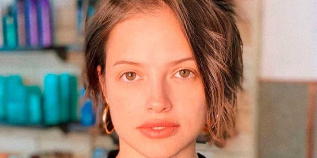 Agatha Moreira quebra silêncio sobre nudez e comenta sobre cenas quentes em nova novela: "Nu frontal"