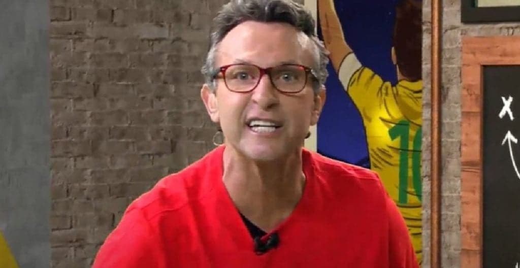 Neto surta durante ao vivo e acaba expondo ameaça de famoso: “Mandou quebrar meu tornozelo”