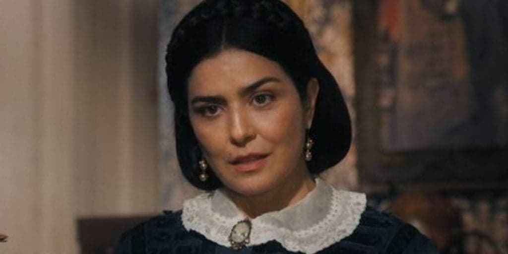 Nos Tempos do Imperador: Teresa escorraça Luísa e a expulsa do palácio: "Dissimulada"