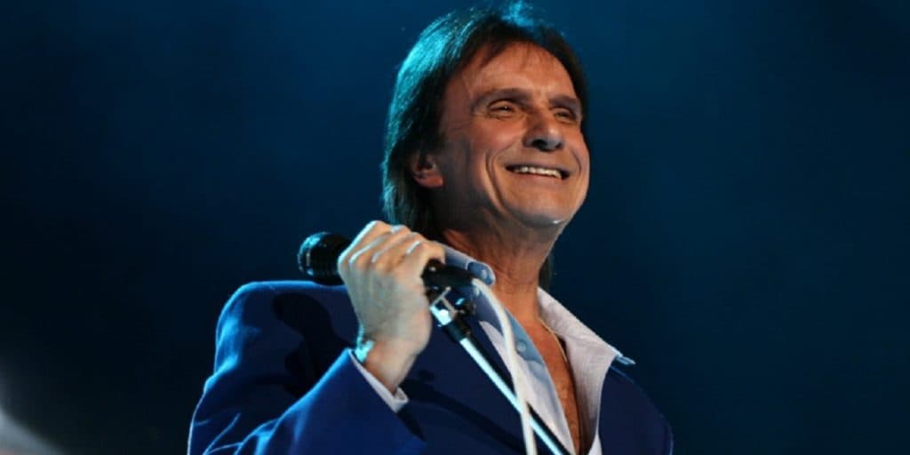 Roberto Carlos tem nervos destruídos após acidente e podre com cantor é exposto: "Jogou dinheiro"