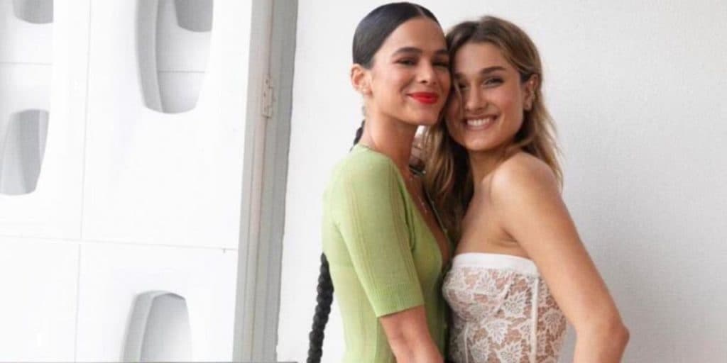Após suposta briga com Bruna Marquezine, Sasha Meneghel detona sobre amizade estremecida: "Abalada"