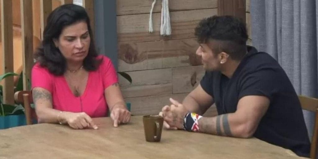 A Fazenda 13: Solange Gomes e Tiago Piquilo traçam estratégia para se salvar da Roça