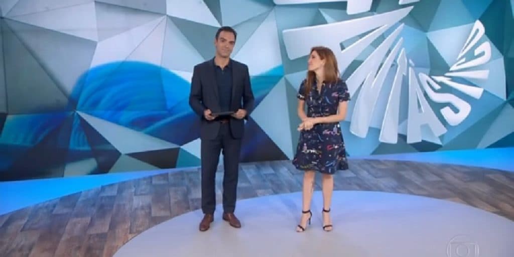 Durante programa ao vivo, Poliana Abritta expulsa Tadeu Schmidt do ‘Fantástico’ e comenta: “Calma aí”
