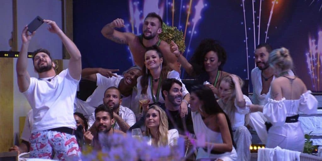 R$ 1 milhão para cada participante, manipulação e esquema sujo: como a Globo ganha dinheiro com o BBB