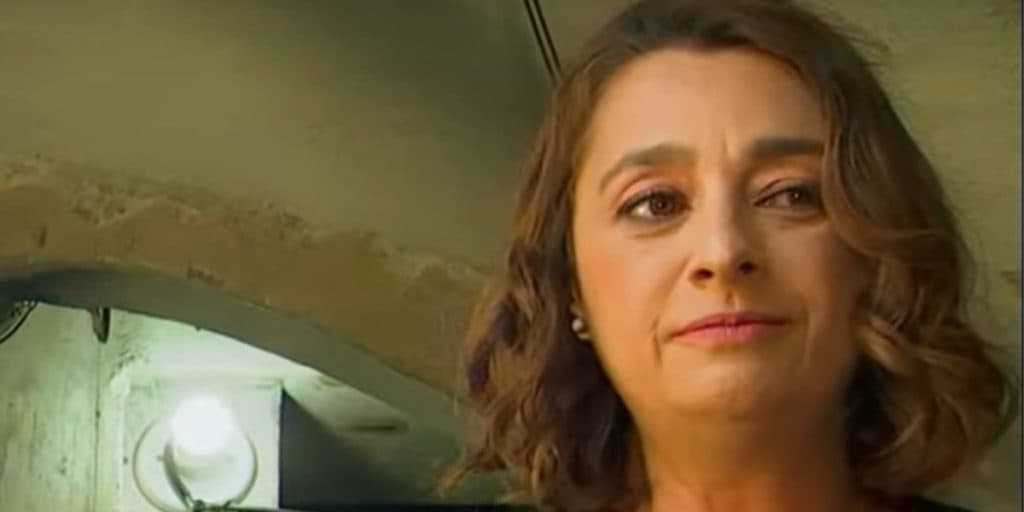 "Não tem emoção maior", Catia Fonseca deixa os estúdios da Band, assume programa no RJ e cai no choro: "Medo"