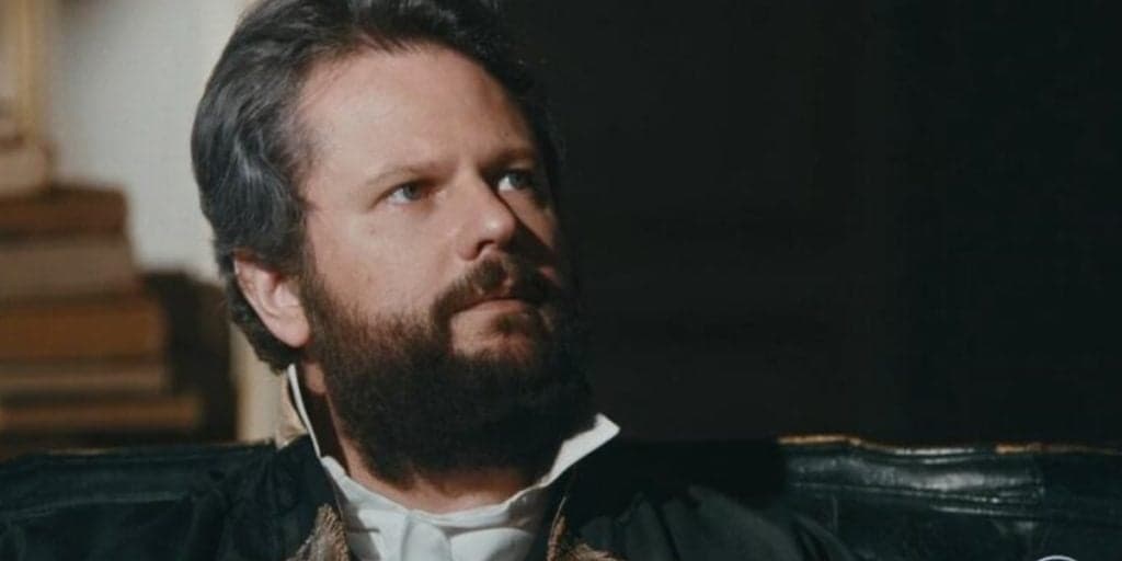 Nos Tempos do Imperador - Pedro deixa Teresa Cristina espantada após pulada de cerca ao disparar: "Perdão"