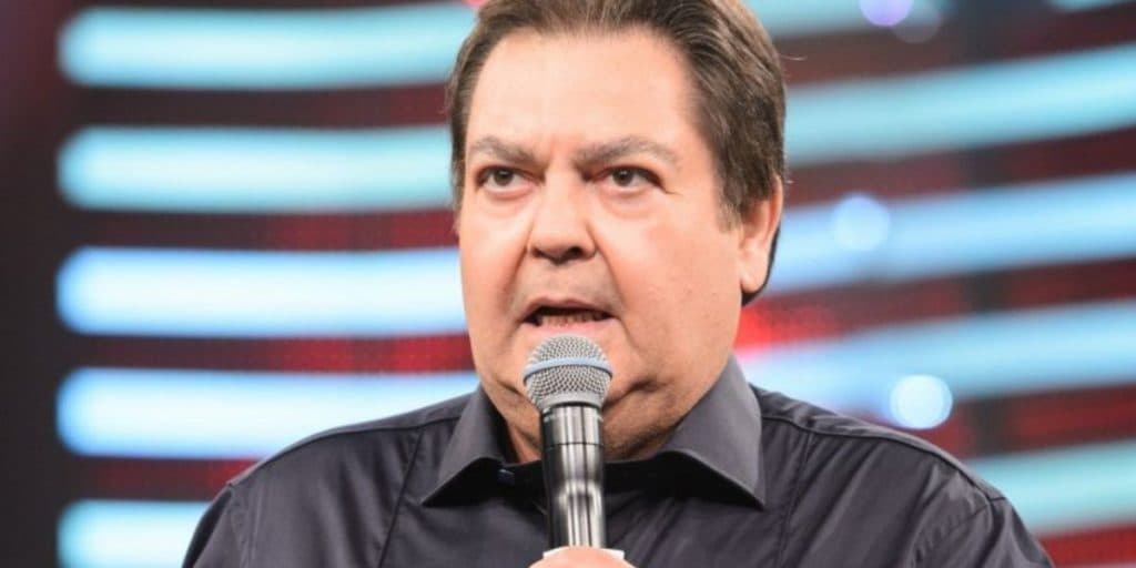 Faustão se vinga da Globo e arma com 7 megas estrelas para destruir rival na Band