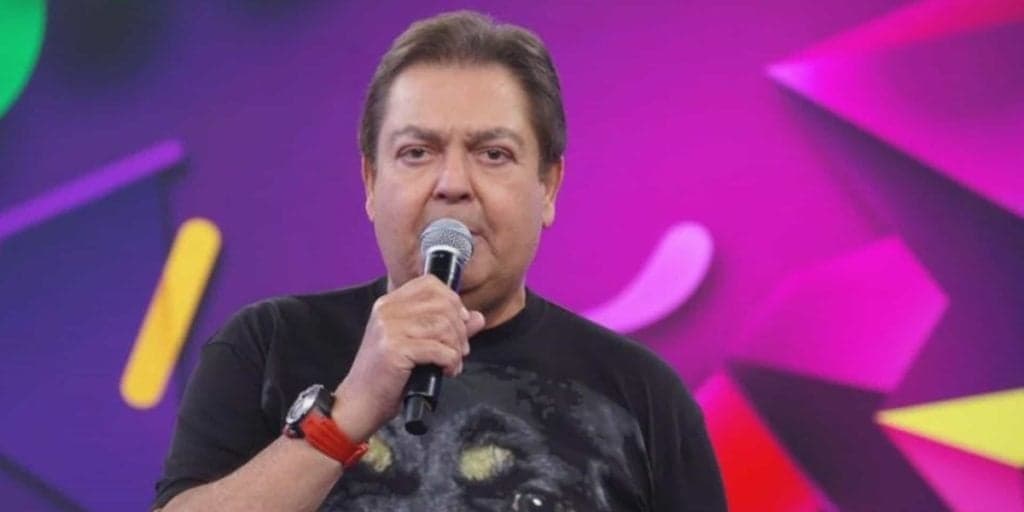 Após Faustão e Leandro Hassum, Band abre o cofres e toma outro fenômeno da Globo: "A espera acabou"
