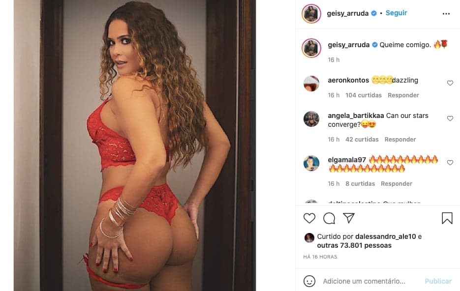 Geisy Arruda leva fãs à loucura - Reprodução