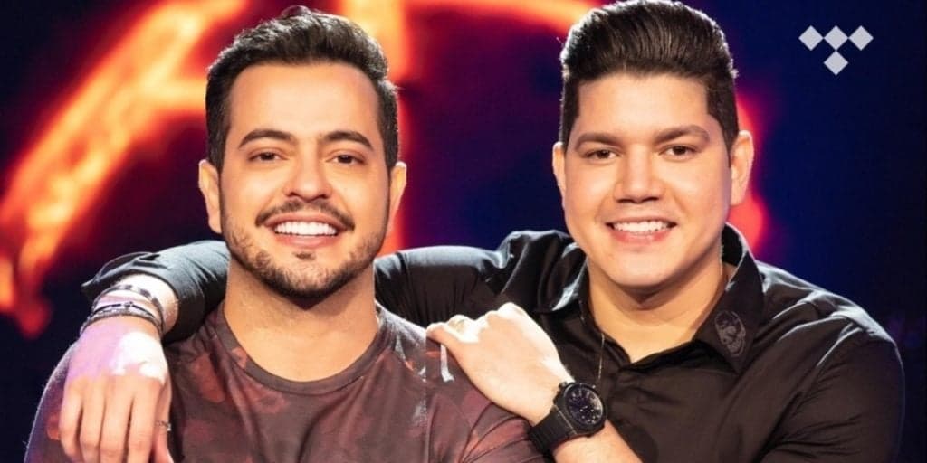 Palco de Henrique e Diego é tomado pelo fogo e show é interrompido às pressas
