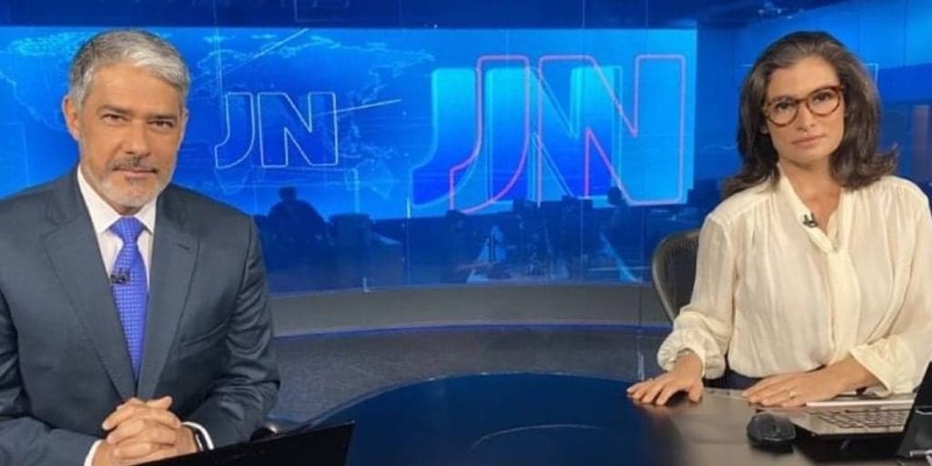 "Sentimento difícil de disfarçar", detona William Bonner na Globo expondo o que faz com Renata Vasconcellos