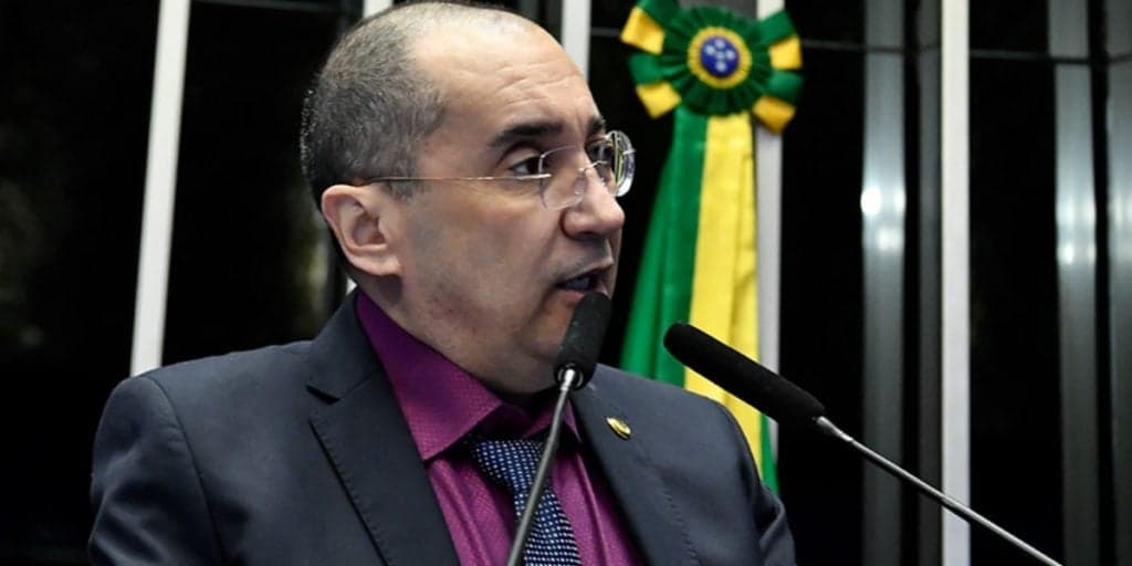 Kajuru tem sexo anal gay exposto, coloca prótese no pênis, ganha centímetros e expõe resultado