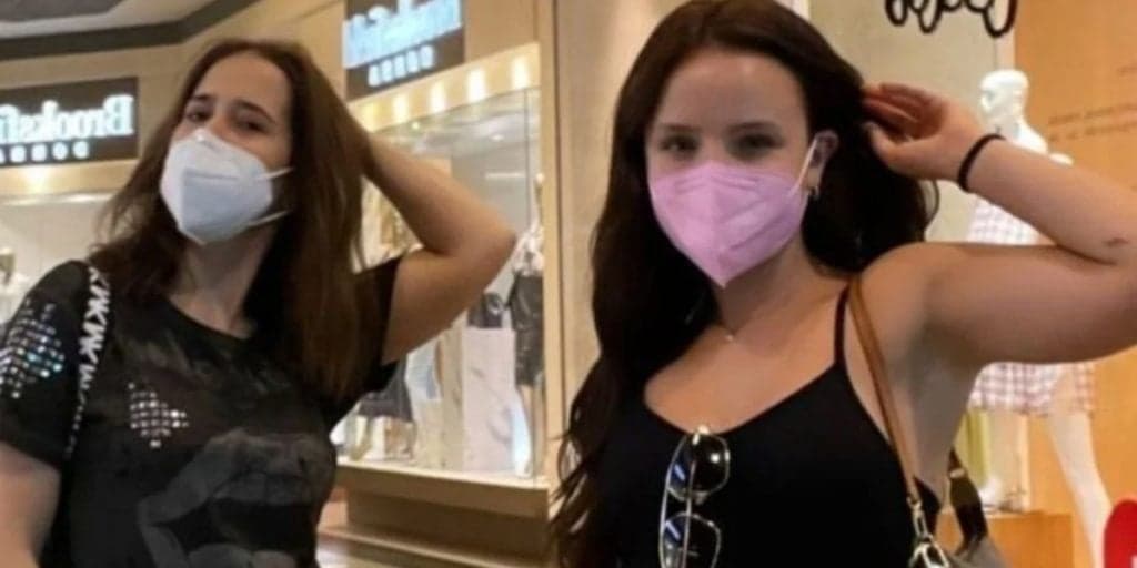 Larissa Manoela impressiona Paloma Duarte com mimo e deixa atriz sem reação: "Gente"