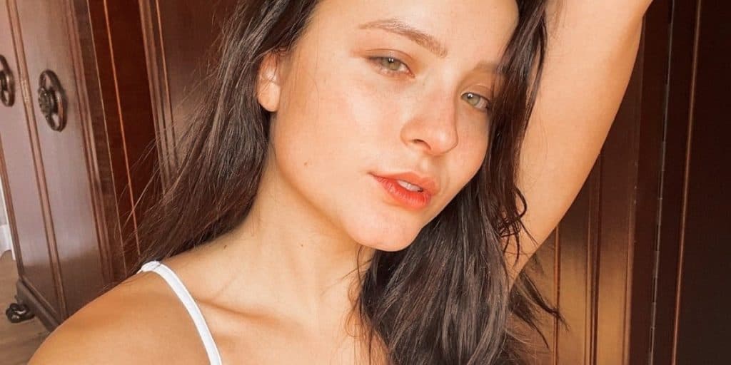 Larissa Manoela causa dor de cabeça para a direção da Globo e recebe dura nos bastidores