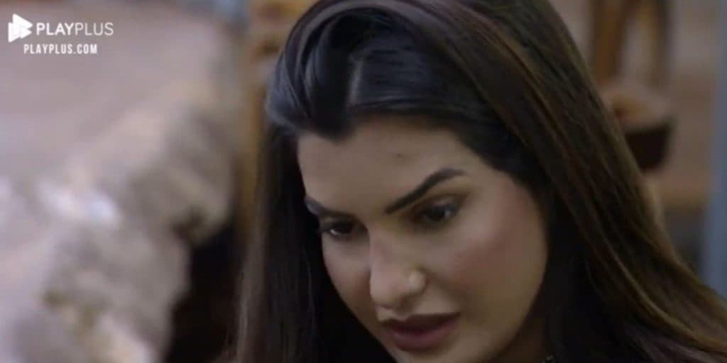 A Fazenda 13: Marina descobre o inimaginável, esfaqueia peoa e atitude é tomada ao vivo: "Julgar"
