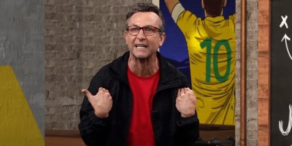 Neto explode na Band, condena Galvão após ataque e coloca narrador em seu lugar: "Idiota"