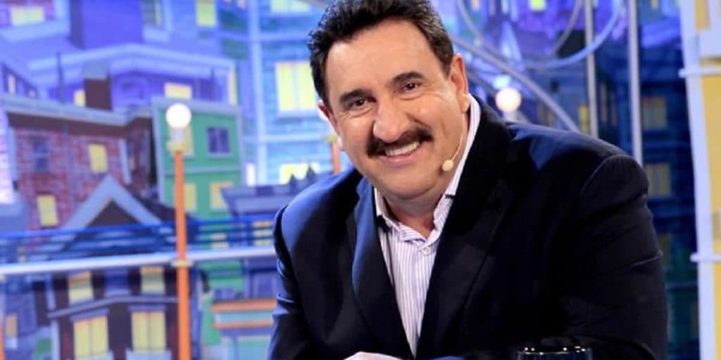 Após exibir pênis no SBT, Ratinho apela por audiência e exibe nova arma perigosa contra Record: "Tira"