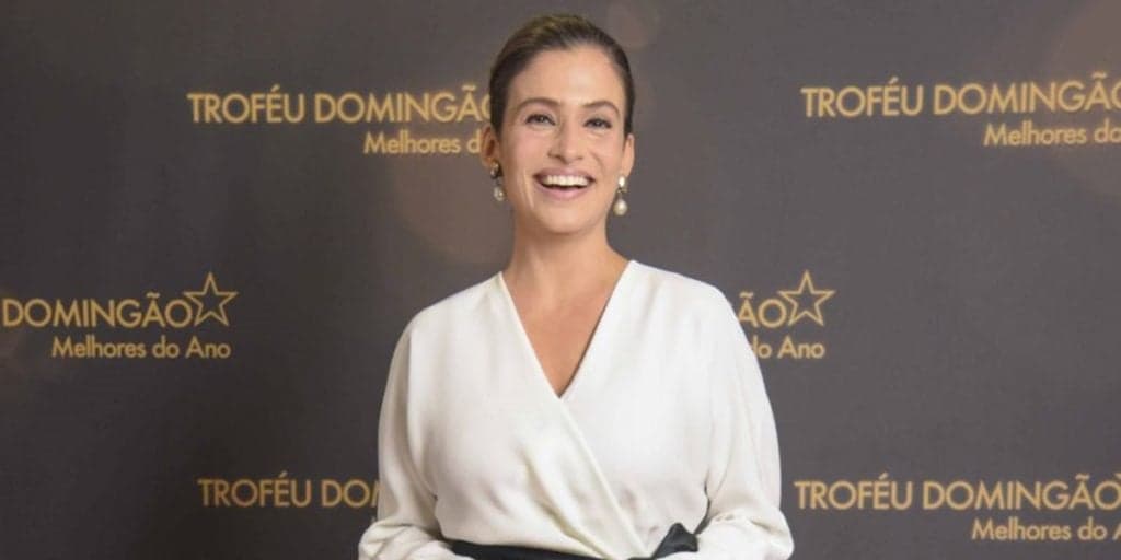 Renata Vasconcellos termina casamento, assume novo amor e surge com parceiro novinho: "Feliz"